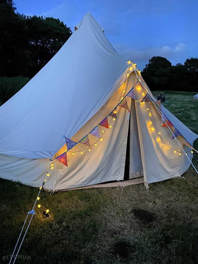 Hotel Dorset Glamping Fields à Corfe Mullen Extérieur photo